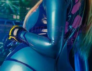 这才是镂空！Alina Becker的写真集资源真让人欲罢不能。