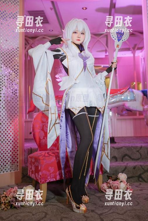 Arty亚缇 Arty亚缇的Merlin原型,每个图包都像在提醒我要给这位魔法师加个点赞!可以下载吗?!