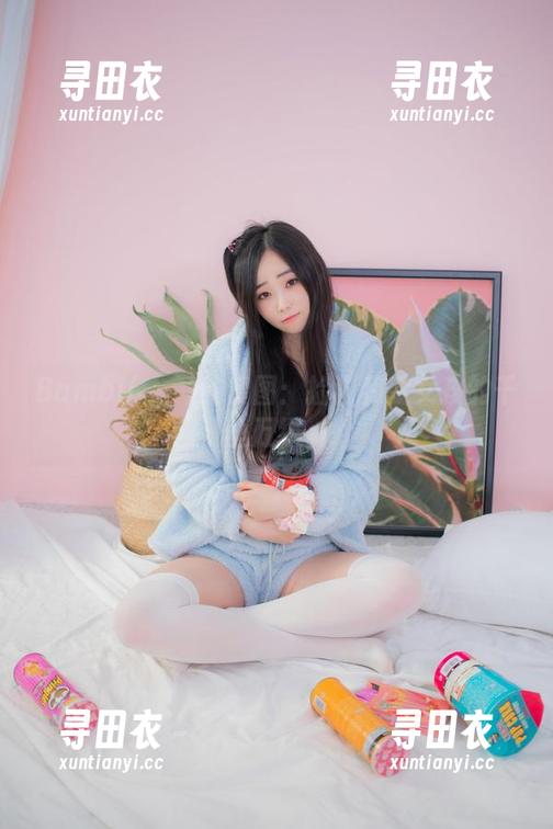 Bambi(밤비)的套图：捡猫和变女孩的千丝万缕。