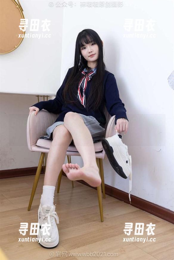 BoBoSocks袜啵啵 - 肉丝？芝士全套照让你眼前一亮！