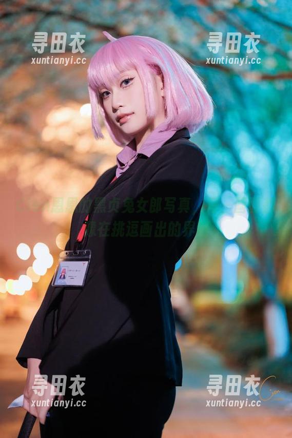 Cien恩恩的黑贞兔女郎写真，每一画面都像在挑逗画出的界限