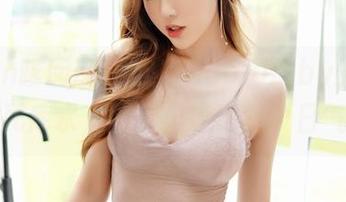 Feilin嗲囡囡 - 欣欣Rubybaby的写真：死库水，图片里流动的夏日气息