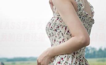 MSLASS梦丝女神 - 写真精选：当你的腿比我的自信还细——张雯雯的超细腿。