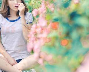 QingDouKe青豆客 - 莫晓茜sunny护士图集：白衣天使？我看是白衣“精灵”啊
