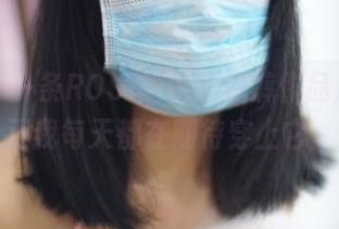 定制了一条ROSI的蕾丝底裤作品后，反正我每天都在期待穿上它。