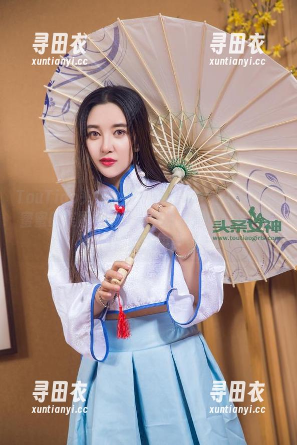 TouTiao头条女神 - 这是哪个小村姑？大蜜蜜的美图不仅让人想欣赏她的清纯，更想问她的未来计划。