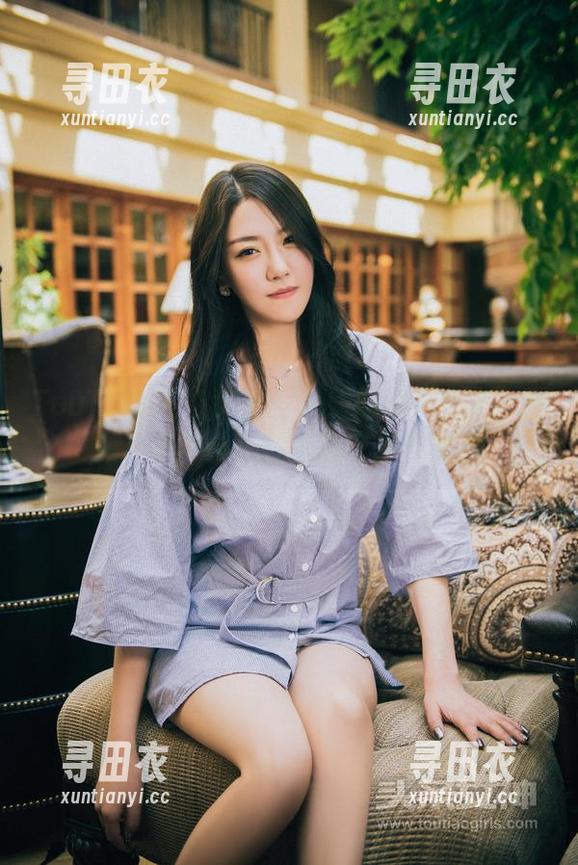 TouTiao头条女神 - 李媛媛的“女友”图集，一不小心就透露了不少玄机