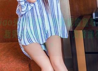 TouTiao头条女神 - 樊安妮钓鱼写真更新，诶，我突然想到了什么，为啥鱼不穿衣服？