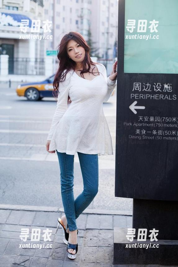 TuiGirl推女郎 - 这不只是白衬衫，李丽莎的最新写真集里藏着的小心思。