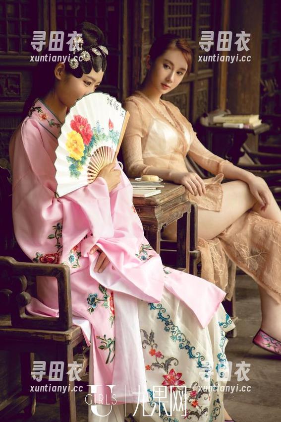 UGirls尤果网 - 赵伊彤最新写真：自拍界的小魔女，又刷出了奇迹！