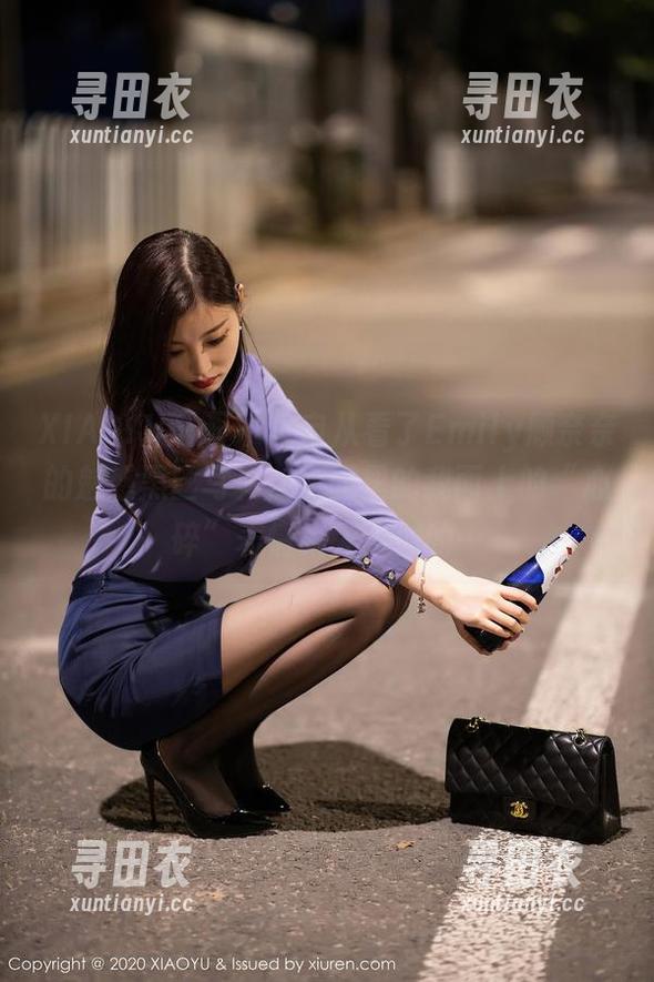 XIAOYU语画界-Emily顾奈奈 XIAOYU语画界 - 自从看了Emily顾奈奈的魅惑黑丝写真,原图里的我面上的“心碎”表情跟大饼似的…