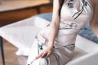XIAOYU语画界 - 圣诞定制，梦心玥我像圣诞老人，负担重，但心更暖！