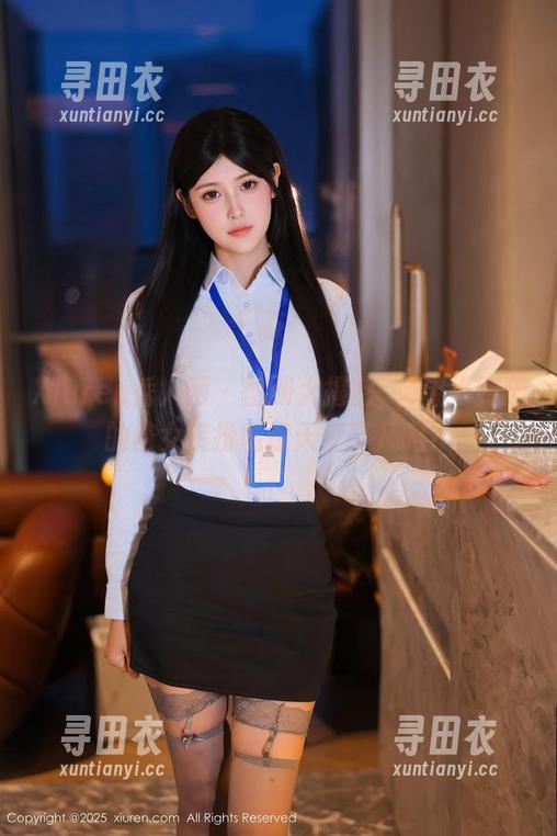 Xiuren秀人网-e宝小野猫 Xiuren秀人网 - 图册大揭密,e宝小野猫的修女装扮能撩天使下凡吗?