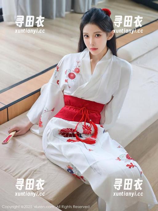 Xiuren秀人网-tina甜仔 Xiuren秀人网 - 原图曝光,tina甜仔兔女郎就像是一只没吃饱的萌兔子,哈哈!