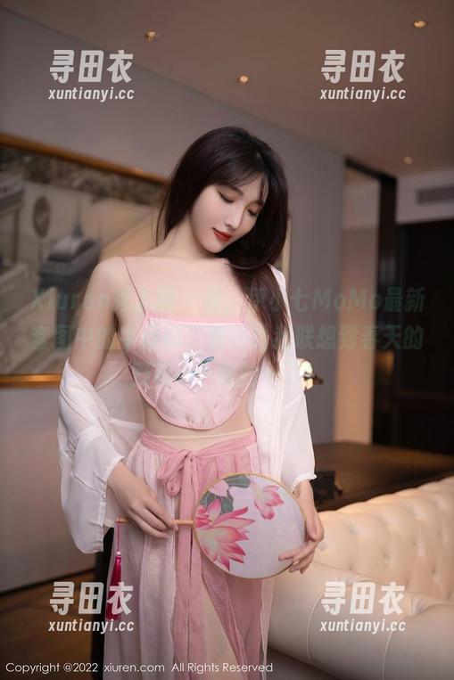 Xiuren秀人网-伊小七MoMo Xiuren秀人网 - 看,伊小七MoMo最新套图中的牛仔裤,竟然让我联想到春天的野花……嗖的一下!