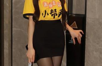 Xiuren秀人网 - 纯洁无瑕的图包：奶芙乔乔的白色梦游，精选瞩目时刻。