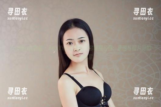 YouWu尤物馆 - FoxYini孟狐狸带你嗨翻校园：原图与图片间的隐秘小花絮