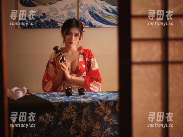 红裙一角：直面一米八的大梨子的作品集，才发现原图已然不同凡响。
