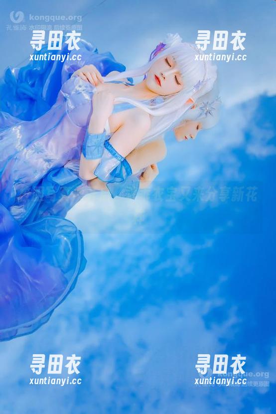 校服写真集开启，乖乖衣宝又来分享新花样