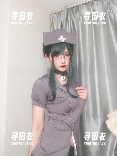 你十七鸽 在线看你十七鸽的透明秀,图集里的小细节,引人遐想。