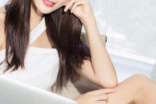 克拉女神 - 肉丝美图精选，汤怡果然给我们来了点意想不到的东西。