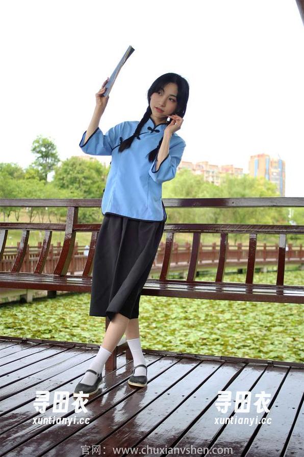 初夏女神-依依 初夏女神 - 我呀,依依的图包和邻家女孩实习,表情随便但心里小剧场满分。
