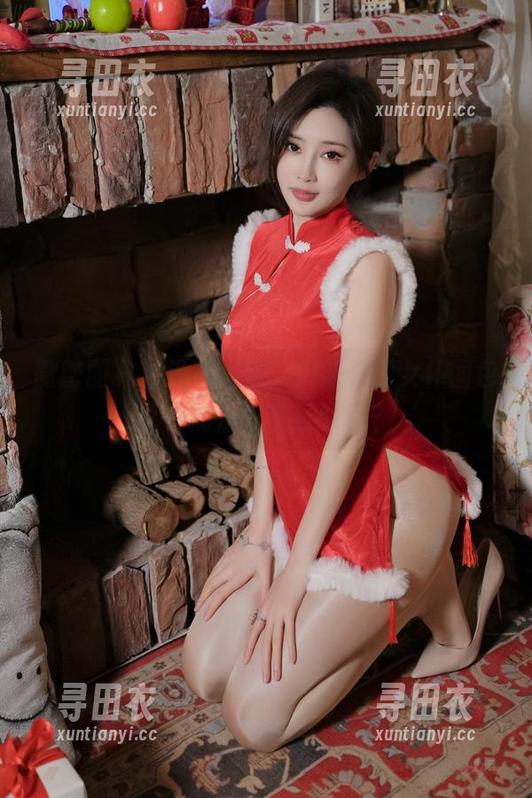 微密圈 - 有没有发现，周妍希的女仆图包比你的洗衣框还吸引？