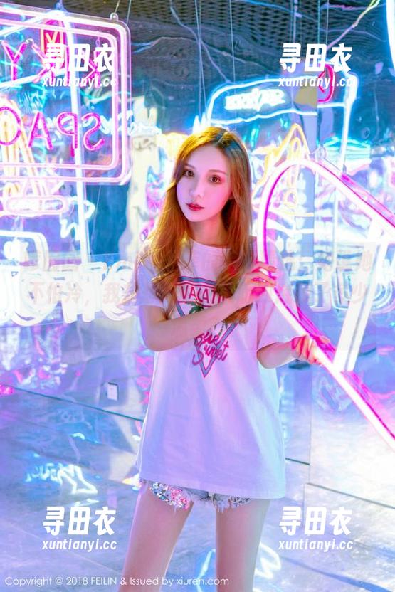 嗲囡囡-Emily尹菲 嗲囡囡 - Emily尹菲的毛衣精选:她说她不怕冷,我却想问毛衣里面到底藏了多少温柔?