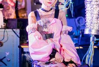 新版奶狮不咬人甜心作品集，更新的姿势，总有不同的味道。