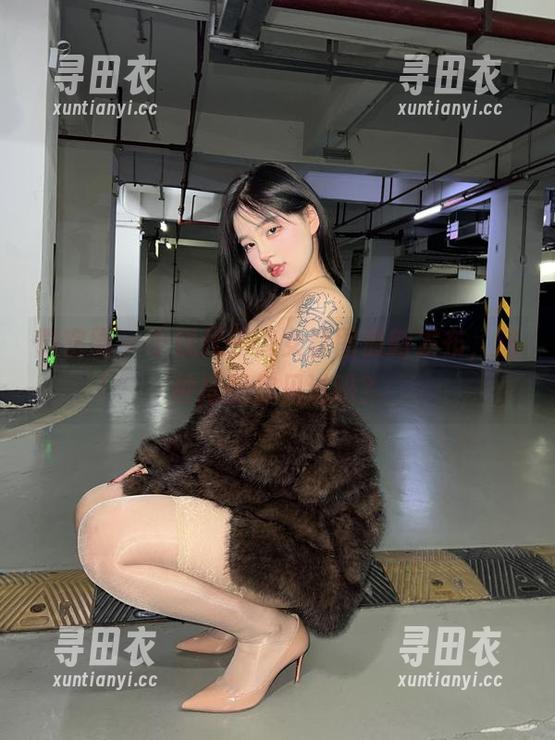 微密圈 - 小优优子修女套图最新发布，这种搭配你见过吗？