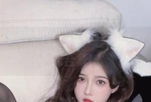 小小奶瓶儿的生日限定，仙女兔汇聚成疯狂壁纸合集！