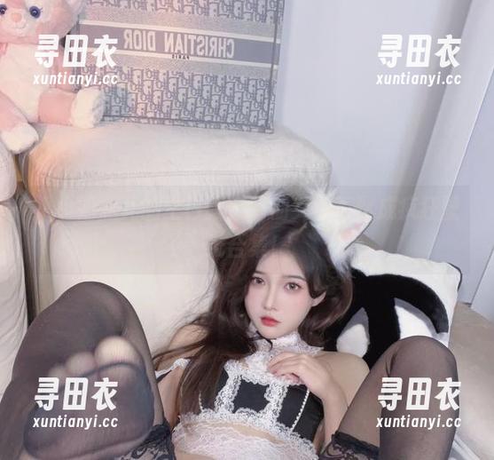 小小奶瓶儿 小小奶瓶儿的生日限定,仙女兔汇聚成疯狂壁纸合集!