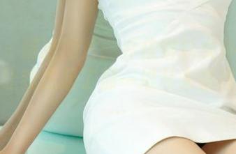尤果网 - 精选图片：乔依琳以女仆形象亮相，她让我想起了那一堆从未整理的衣物…