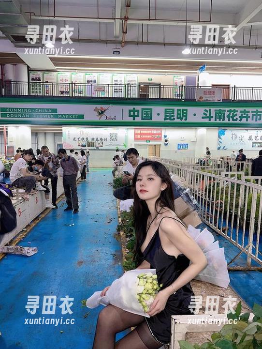 微密圈 - 就是阿朱啊的粉色原图，这一刻我觉得……啊，我是不是也要换身粉色衣服了？
