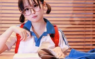 嚯，上头了！幼水铃衣的全集，带你看小蛋糕和JK的美妙交织！