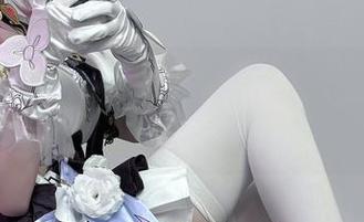 幼爱youmeko最新合集：姐姐也想COS一下，结果丢了本色！