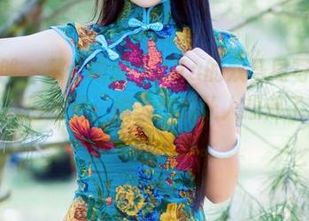 推女郎 - 那个瞬间，Rita的双马尾写真出现在我脑海里，哦，作品让人想起了童年快乐的幻影。