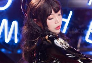 家庭教师的权威？不过是杏子夫人的cos合集。