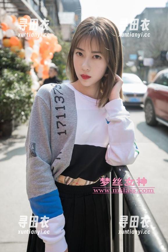 梦丝女神 - 王晓瑞的纯系写真，下载前请自备小心脏，别被美震到了！