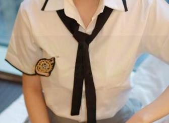 模范学院 - 浏览南晓梦的天台写真集，下载的理由还不够明显？