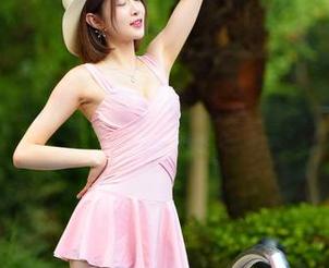王羽杉的旗袍全套，竟让人心生一丝不确定…