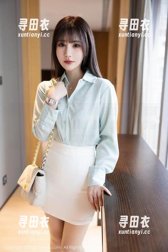 秀人网 - 小心，laura阿姣的少女套图滋味儿太赞，免费领取，别怪我没提醒你会刷屏的哦！