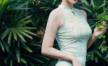 秀人网 - 收藏月酱儿女神图包，让每天下班前的我回家时都有一丝魔法气息，不想工作了！