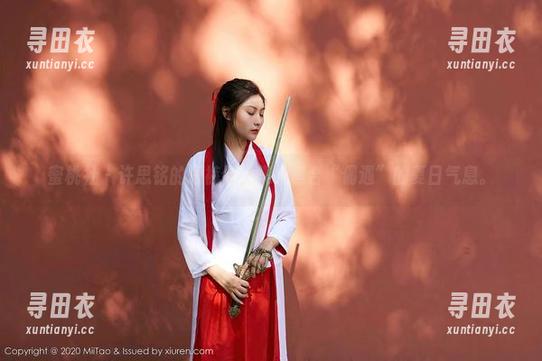 蜜桃社 - 许思铭的短裤作品集，适合“偶遇”的夏日气息。