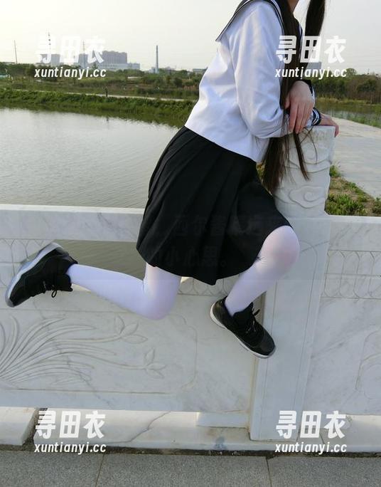 白丝原图有保留，西尔酱精选来的调戏你的小心思。