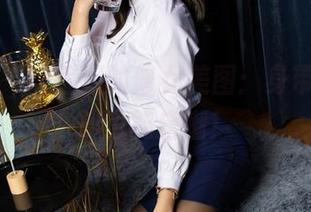 语画界 - 程程程的修女美图：身带圣光，却也能自嘲！