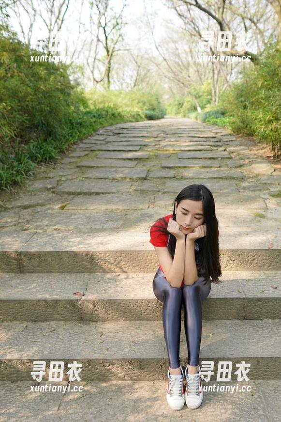 微密圈 - 骚动的裤里丝：辣妈女神的写真原图巡礼