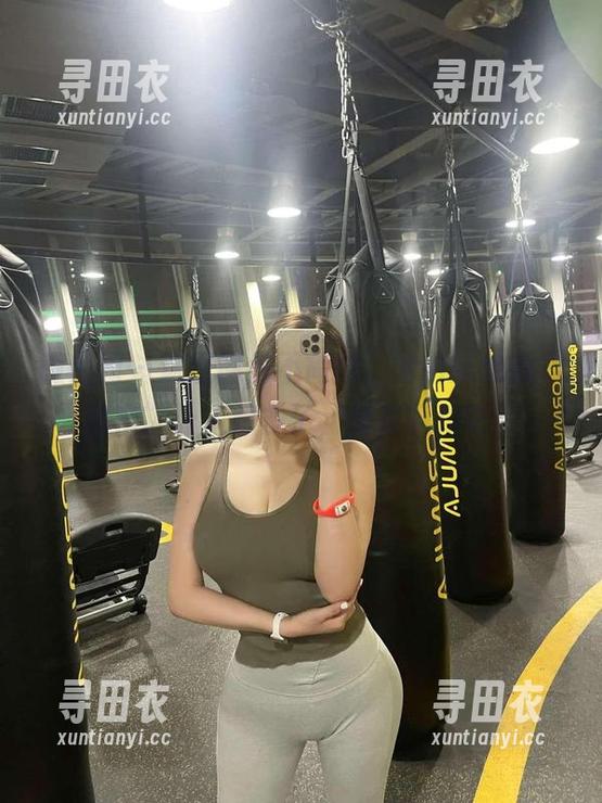 微密圈 - 这组图包不简单，雪怡妹纸的“秘密”让人想多了，快来下载吧！