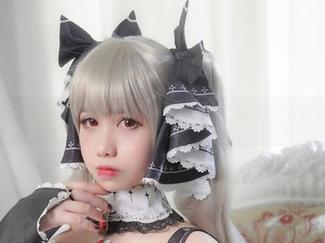 碧蓝航线女仆没干劲，魅瞳meroko的写真集成了新懒态度！