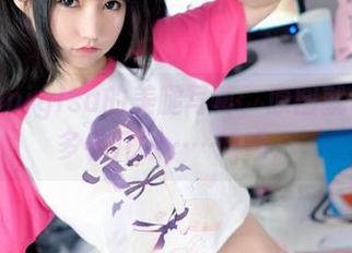 魔物喵nigisa的美腿写真，原图就让人想多看几眼……啧啧。
